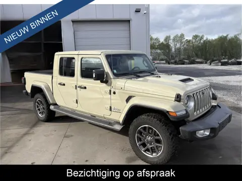 Jeep GLADIATOR 3.0 V6 OVERLAND * GRIJS KENTEKEN of 5 ZITPLAATSEN !!