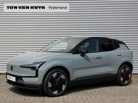 Volvo EX30 Single Motor Extended Range Plus 69 kWh Automaat / Climate Pack / Harman Kardon audio / P