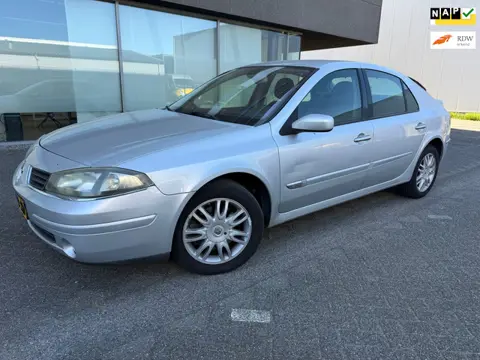 Renault Laguna 2.0-16V T Privilège AUTOMAAT CLIMAT BJ 3-2007 APK 9-2026