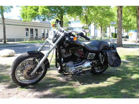 Harley-Davidson Dyna Glide  FXDC Dyna Glide Custom