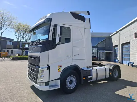 Volvo FH4-460 / MB CHASSIS / DOUBLE TANK / I-PARKCOOL / LWDS / TUV:28-09-2026 / 2X BED / AUTOMATIC /