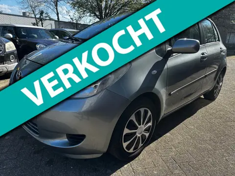 Toyota Yaris 1.3 VVTi Sol MMT,Automaat,Nap