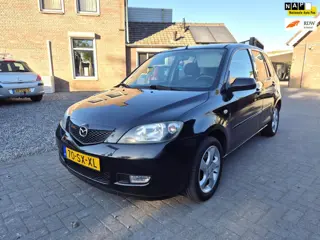 Mazda 2 1.6 Sportive 5 Deurs hogere instap Airco Trekhaak