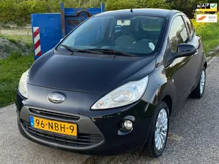 Ford Ka 1.2 Titanium X Airco Electric pakket Audio-CD/MP3 LMV 15" Colorpakket ABS Getint glas Mistla