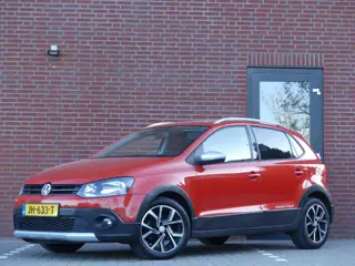 Volkswagen Polo 1.4-16V Cross Automaat / LPG (bj 2011)