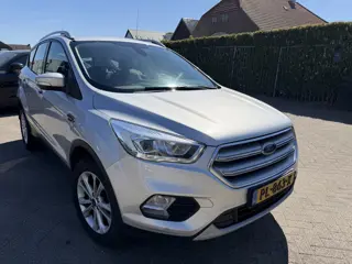 Ford Kuga 1.5 Titanium LPGG3 136 000 KM (bj 2017)