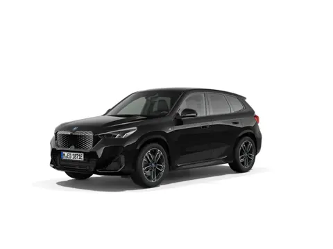 BMW iX1 xDrive30 M-Sport 67 kWh | 19" | Panorama | Driving Assistant Plus | Camera