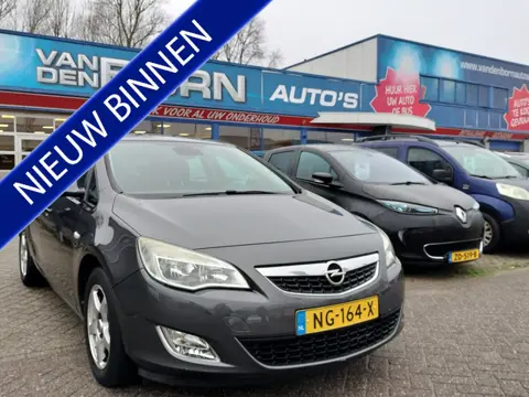 Opel Astra 1.4 Cosmo APK tot 20-12-2026 Airco 15'' L.M.V