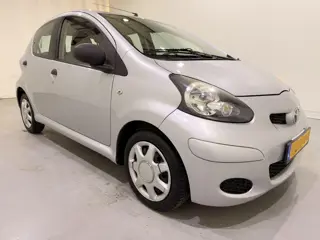 Toyota Aygo HB 1.0 VVT-i Access Airco (bj 2010)