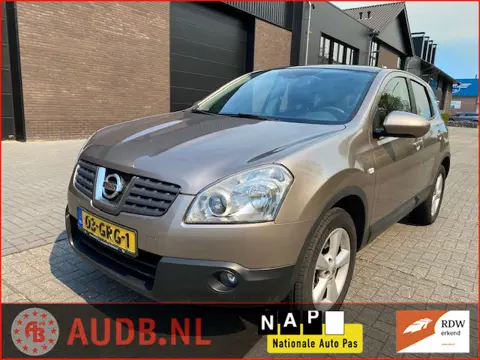 Nissan Qashqai 2.0 Acenta| CLIMA| PANORAMADAK| CRUISE CONTROL|