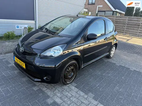 Toyota Aygo 1.0 VVT-i Access 3-deurs Bj:2012