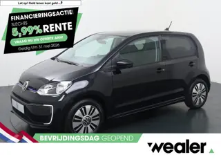 Volkswagen e-Up! Edition | 83 PK | SoH 90% | Climate control | Achteruitrijcamera | Stoelverwarming 