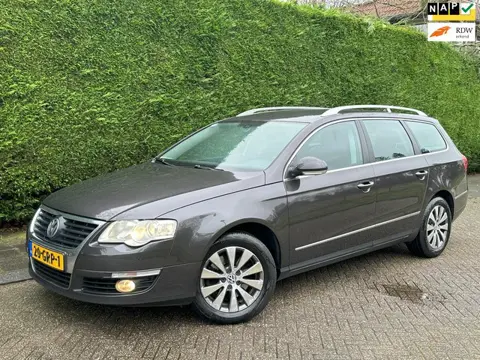 Volkswagen Passat Variant 1.8 TFSI /AUT/PDC/NAVI//VIDEOTV/160PK!/