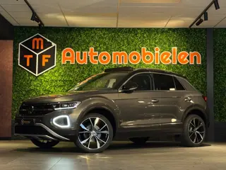 Volkswagen T-Roc 1.5 TSI Sport IQ.Drive |PANO|150PK|TREKHAAK|BOMVOL
