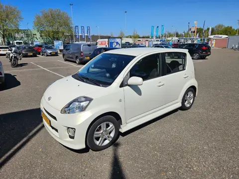 Daihatsu Sirion 2 1.3-16V SPORT AIRCO NW.APK