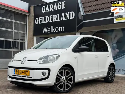 Volkswagen Up! 1.0 high up | Navi | Cruise | Climate | Isofix | Centr.v | Full-option