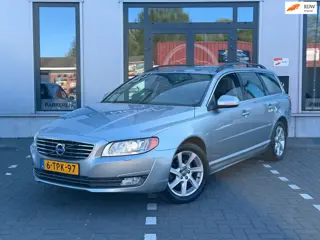 Volvo V70 1.6 T4 Nordic+|Leer|Trekhaak|xenon|Navi|PDC|NAP