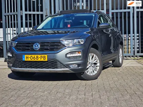 Volkswagen T-Roc 1.5 TSI Sport Business R Pano Camera
