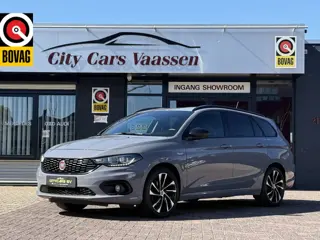 Fiat Tipo 1.4 s-design 96 pk navi camera climate ctr cruise ctr half leder afn trekhaak lmv 18 inch 