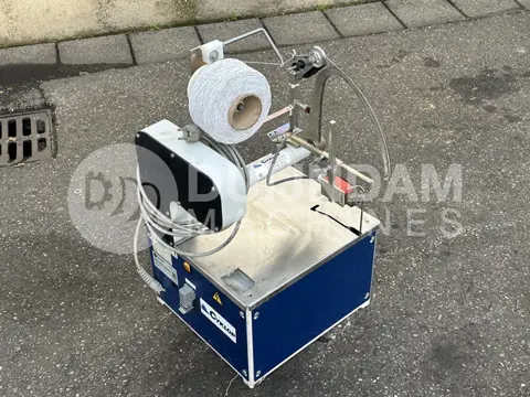 Cyklop Axro Mini TS R bindmachine