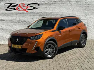 Peugeot 2008 1.2 PureTech Automaat Camera Cruise Clima Navigatie Carplay Lane Assist Led
