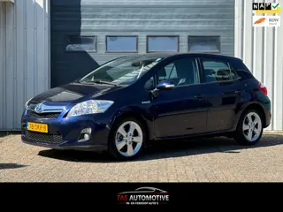 Toyota Auris 1.8 Full Hybrid Executive 2e EIG / NAVI / LEER