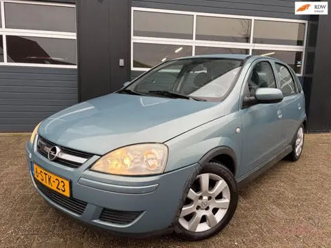 Opel Corsa 1.2-16V Essentia|Leuke beginners auto!!!|