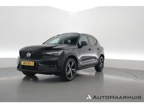 Volvo XC40 2.0 B4 Plus Dark | Pano | Elek. Trekhaak | Dig. Cockpit | Harman/Kardon | Bliss | Memory 
