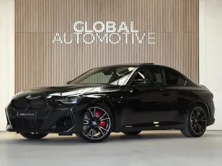 BMW 2-serie Coupé M240i xDrive - SCHUIFDAK - HARMAN KARDON - 8000KM