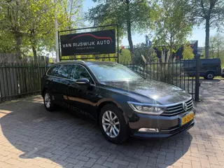 Volkswagen Passat Variant 1.6 TDI Highline Xenon Camera 4990NETTO