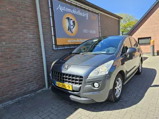 Peugeot 3008 1.6 VTi Première (bj 2009)