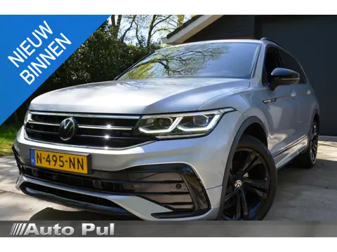 Volkswagen Tiguan Allspace 1.5 TSI R-Line Business+ 7 Persoons. Automaat/Navi/Pdc/Ecc/Achteruitrijca