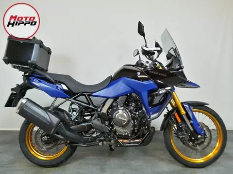 Suzuki V-STROM 800 DE (bj 2023)