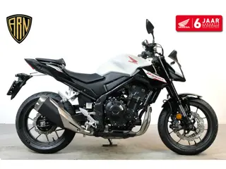 Honda CB 500 HORNET (bj 2025)