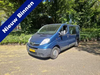 Opel Vivaro 2.0 CDTI DC, ROLSTOELBUS 4+1, AIRCO (bj 2008)