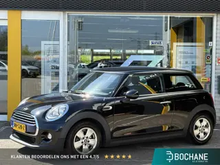 Mini Cooper 1.5 Business | NAP | Navigatie | Cruise Control | Airco | Parkeersensoren | Lichtmetaal 