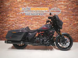 Harley-Davidson FLHXSTSE Street Glide CVO 121 (bj 2026)