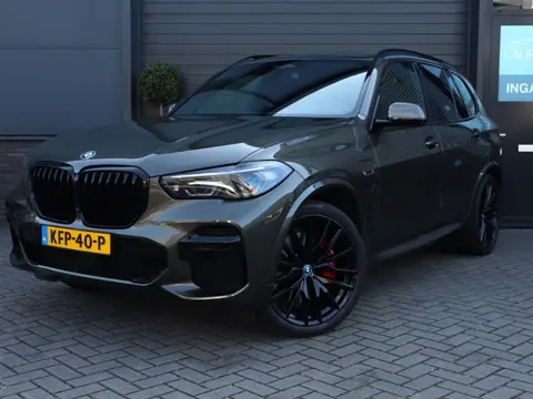 BMW X5 xDrive45e M Sport High Executive | Panoramadak | Laser | ACC | Comfort Stoelen | 22 Inch | St