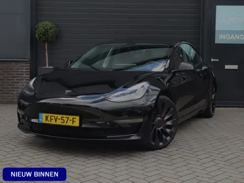 Tesla Model 3 Performance AWD 75 kWh | 87.6% SOH | Pano | Stuur, stoel en achterbankverwarming