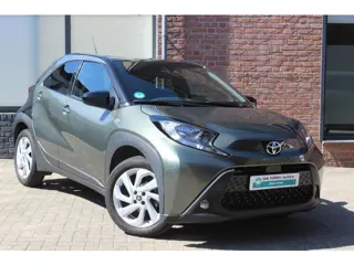 Toyota Aygo X 1.0 VVT-i S-CVT Pulse Bi Tone, Winter Pack, Safety Pack, 10 Jaar Toyota Garantie
