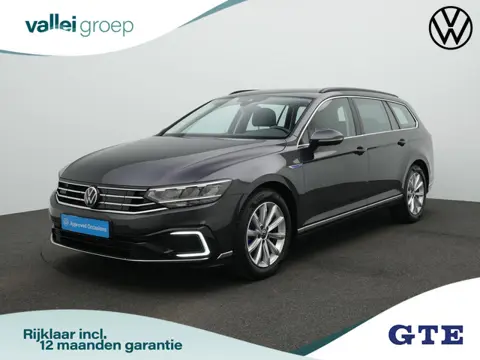 Volkswagen Passat 1.4 TSI 218 pk PHEV GTE | Trekhaak | 360 Camera | Stoelverwarming | Adaptive Cruis
