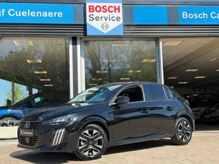 Peugeot 208 Peugeot 208 1.2 PureTech 100 Allure Navi / Camera V&A / Dodehoek / P-sensoren / APP conn