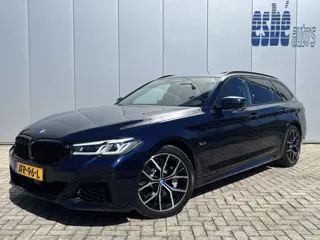 BMW 5 Serie Touring 530e M-Sport Panoramadak Driving Ass Prof Keyless Rondzicht Camera Elek Stoelen 