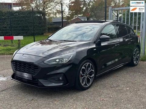 Ford Focus 1.0 EcoBoost ST Line Panodak LED Camera MEGA VOL!