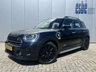 MINI Countryman Cooper SE 220 pk ALL4 PHEV Panoramadak Sportstoelen Navi Leder Stoelverwarming Carpl