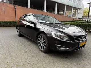 Volvo V60 2.4 D6 Twin Engine R-Design Euro 6 Leder Panorama