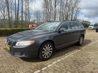 Volvo V70 1.6 T4 Kinetic AUTOMAAT NW APK Cruise PDC