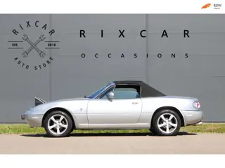 Mazda MX-5 1.6i-16V KlapKoplampen NieuweSofttop !!NIEUWBINNEN!!