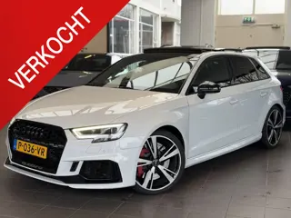 Audi A3 Sportback 2.5 TFSI RS 3 quattro / Pano / Leder /