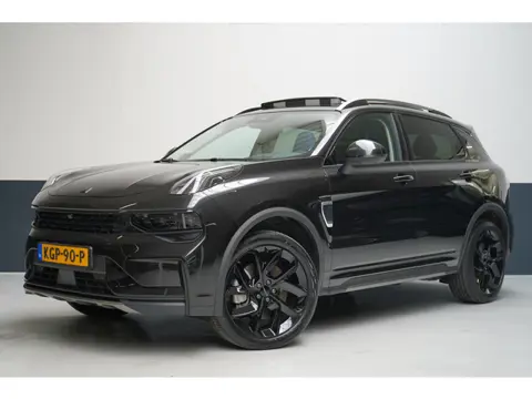 Lynk & Co 01 1.5 | Zwart optiek | Panoramadak | Navigatie | Memory | Apple CarPlay